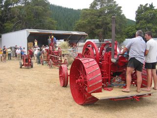 1913 international gasoline tractor